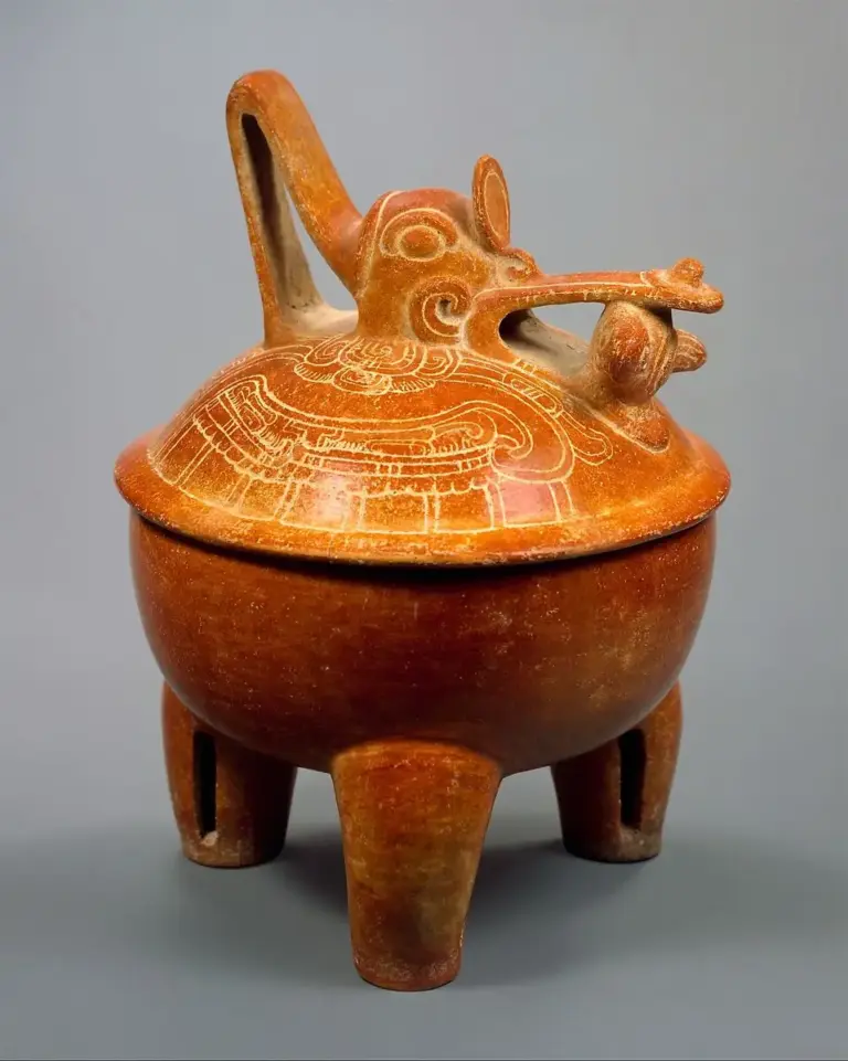Maya ceramic Tripod Bird Bowl from Guatemala, 3rd–4th century CE, from The Metropolitan Museum of Art.